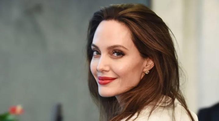 Angelina Jolie